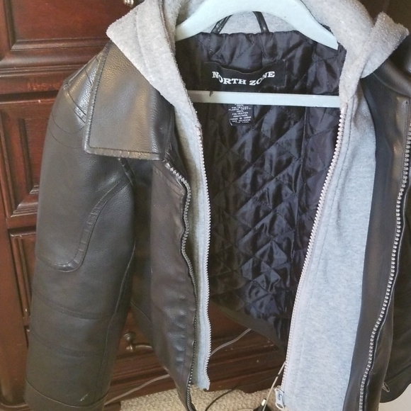 Good condition size 6 for kids color black - Picture 2 of 6